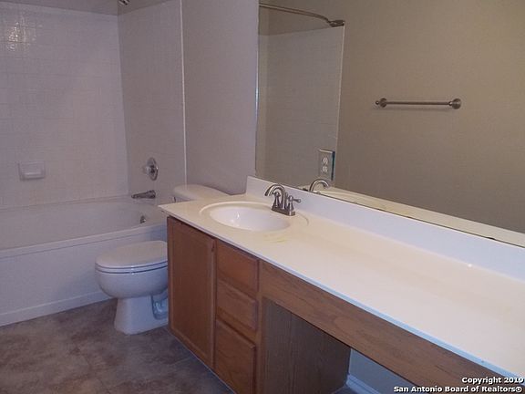 5th image of 2251 Creekside Bnd