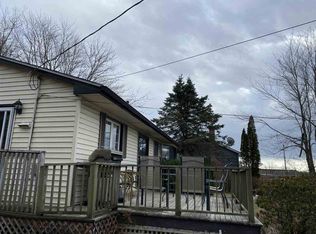 416 Waverley Rd, Dartmouth, NS B2X2G1