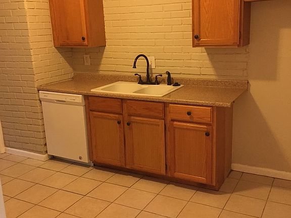 5th image of 7916 Nall Ave