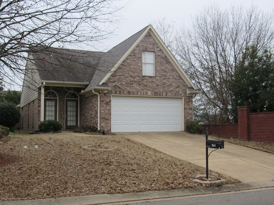 1st image of 965 McGowan Dr