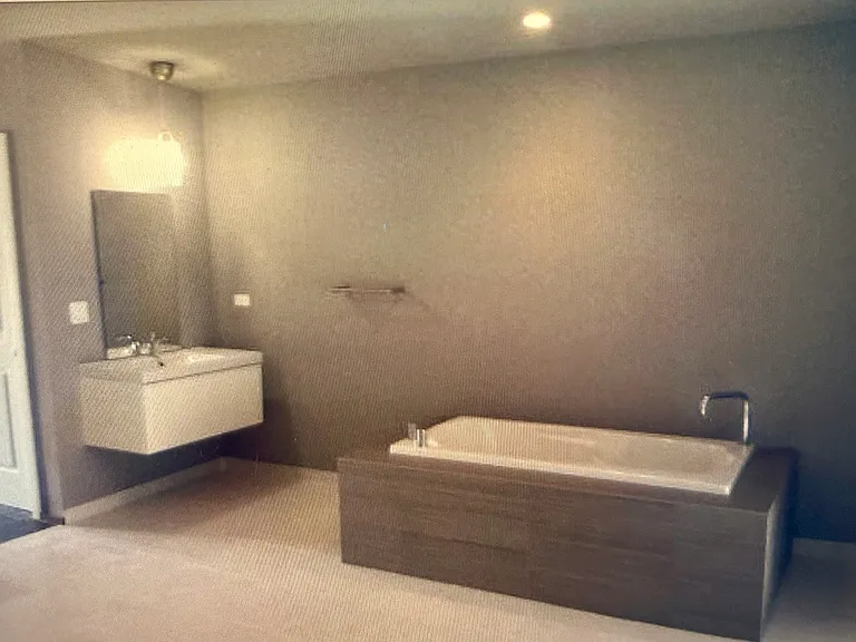 2704 W Armitage Ave #3 — Photo 13