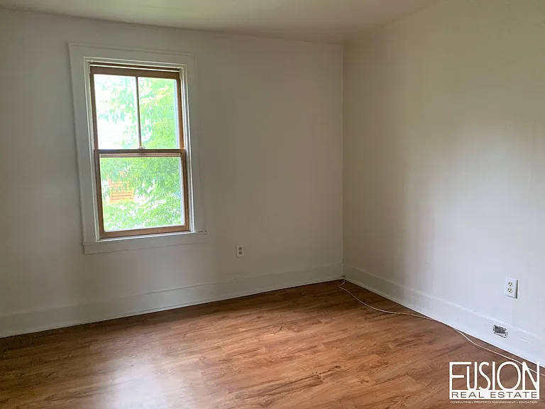 14 West St — Photo 20