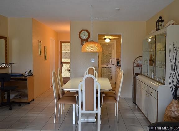 4th image of 1355 NE 167th St APT 301