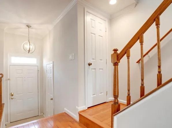 (undisclosed Address), Fairfax, VA 22033