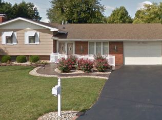 614 Church Dr, Bethalto, IL 62010