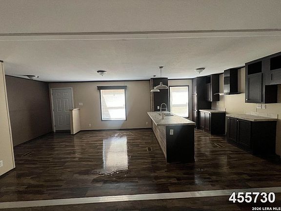 4th image of 2710 COUNTY ROAD 510A