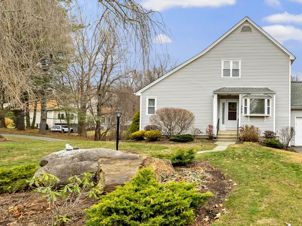 298 Aspetuck Trail #298, Shelton, CT 06484