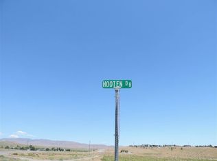 1390 Hooten Dr, Silver Springs, NV