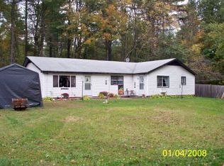 57 Lincoln St, Pelham, NH 03076