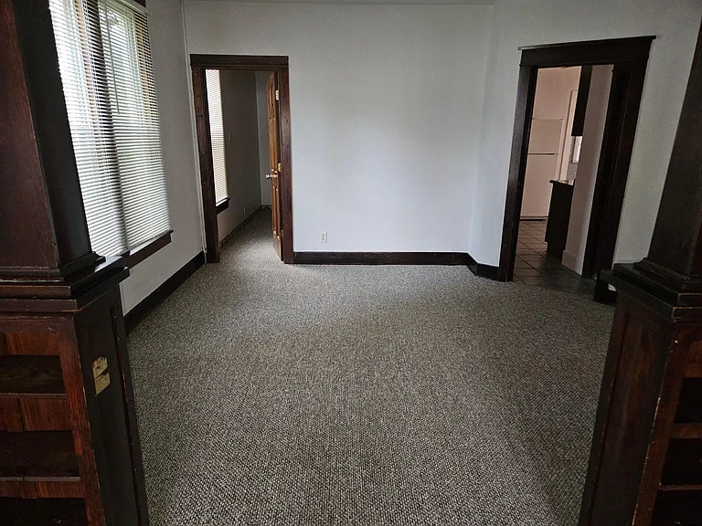 1203 Emerald Ave #1 — Photo 2