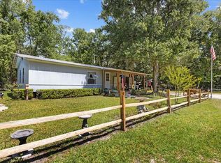 4430 SE 45th St, Morriston, FL 32668