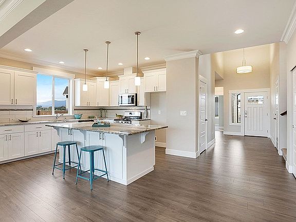 Entry Kitchen