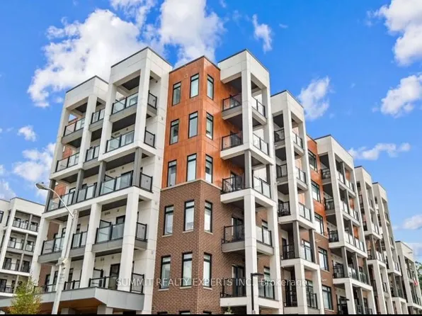 135 Canon Jackson Dr #607, Toronto, ON M6M 0C3