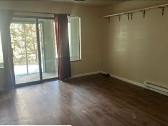 3rd image of 1139 9th West Ave