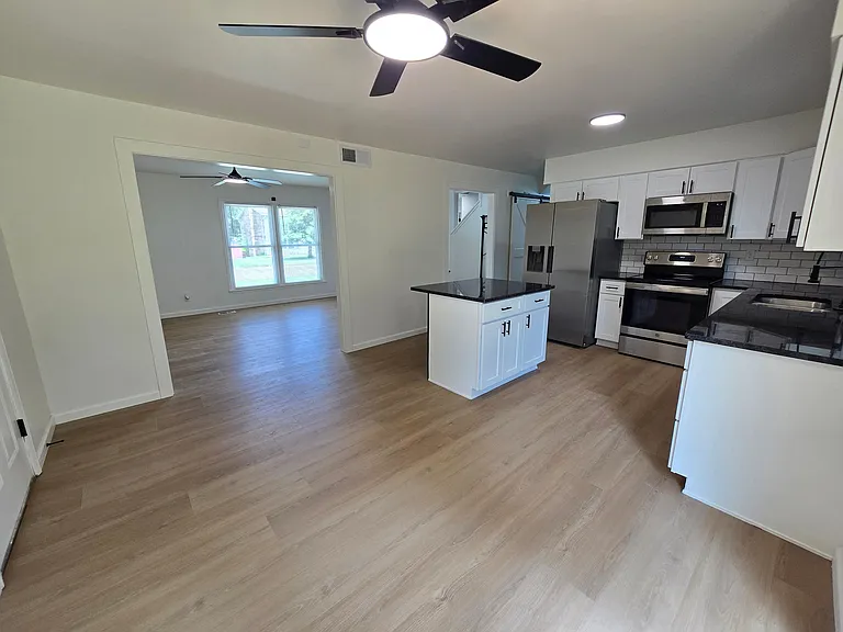 8311 N Birch Dr — Photo 5