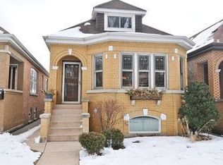 5423 N Linder Ave, Chicago, IL 60630