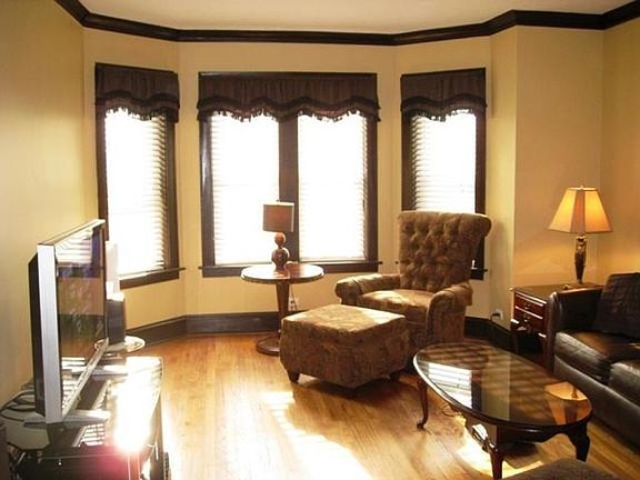 3rd image of 500 Beloit Ave APT A3