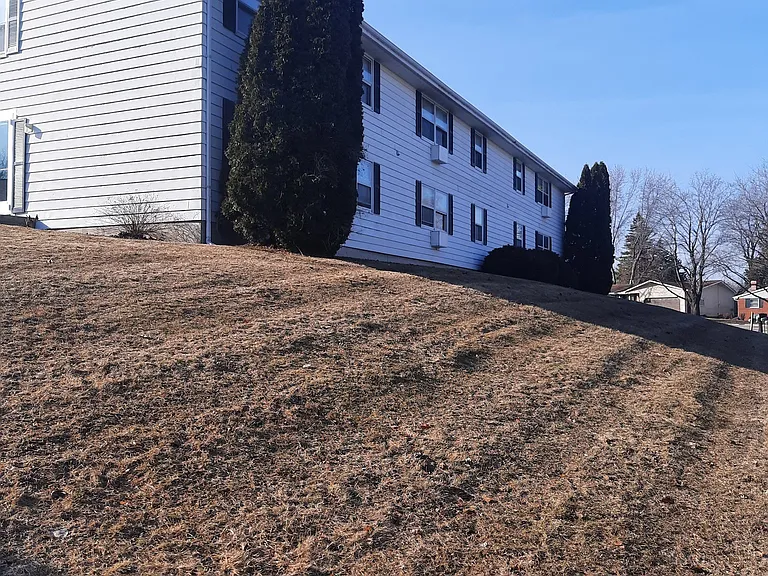 818 Linden Dr #1 — Photo 1