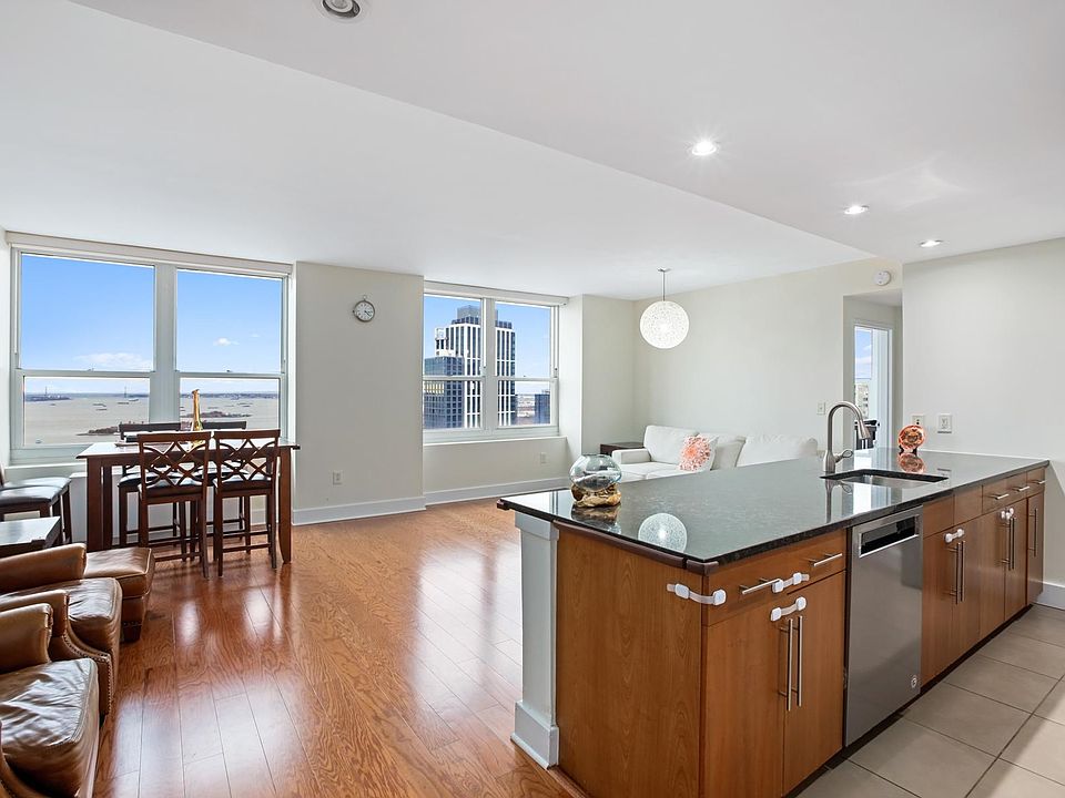 1st image of 88 Morgan St #Penthouse 3-7