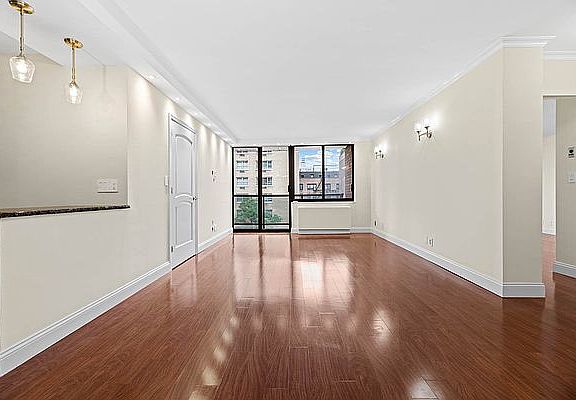 3rd image of 510 E 80th St APT 6C