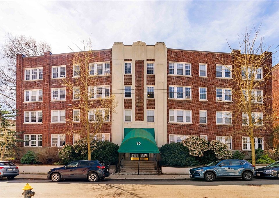 1st image of 90 Kilsyth Rd APT 31