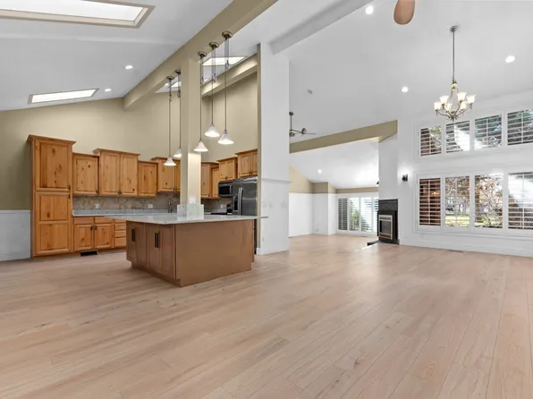 3305 N Shadowbrook Cir, Provo, UT 84604