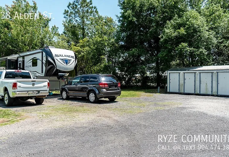 4638 Alden St — Photo 5