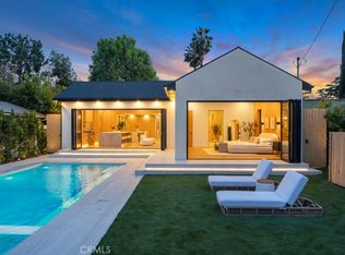 11107 Kling St, North Hollywood, CA 91602