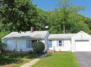 62 Bickford Hill Rd, Gardner, MA 01440
