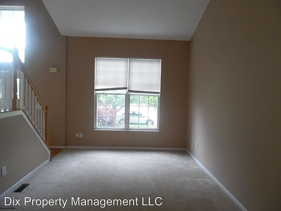 3rd image of 3092 Baffin Dr