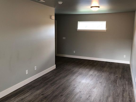 3rd image of 1010 Wyoming Ave APT 3