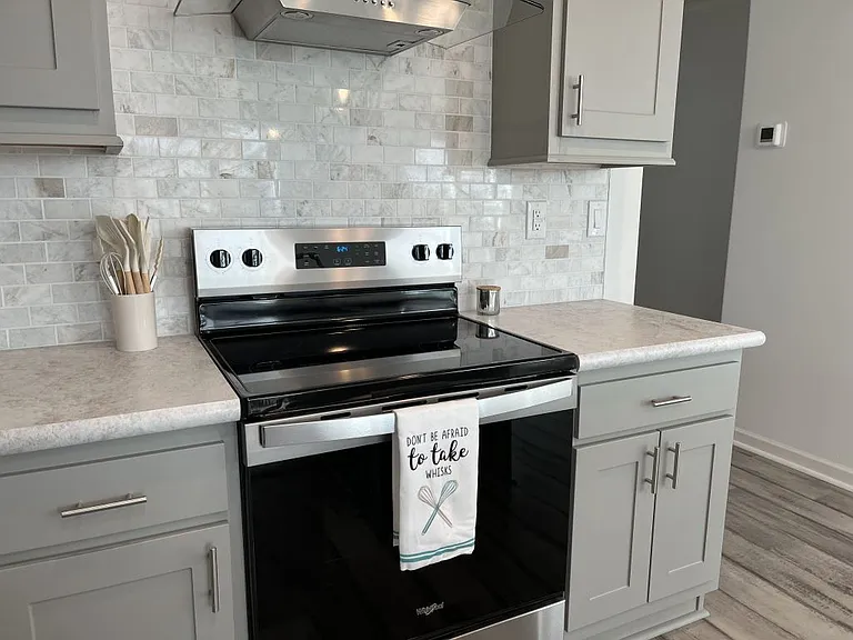 24300 Airport Rd #26 — Photo 8