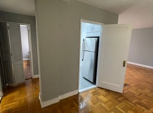 189-02 64th Ave #D8, Fresh Meadows, NY 11365