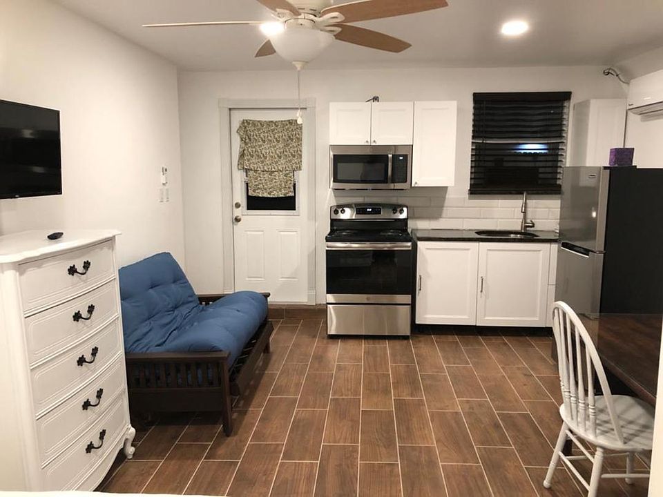 1st image of 2808 W San Isidro St