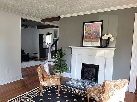 4th image of 307 Amsden Ave