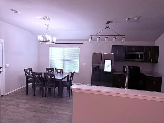 4th image of 2223 Ridge Way