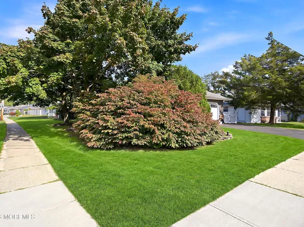 1766 Yorktowne Boulevard, Toms River, NJ 08753