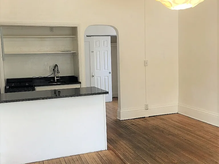 1375 Race St #4 — Photo 2