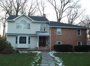 40 Clive Hills Rd, Edison, NJ 08820