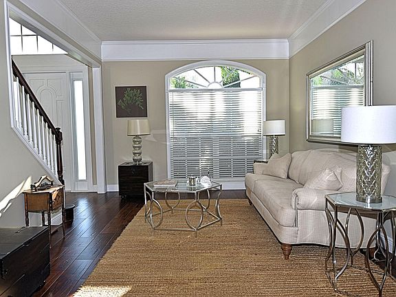 4th image of 180 Satinwood Lane