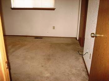 4th image of 904 107th St S