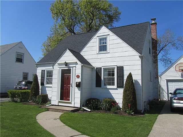 1st image of 122 Harrison Ave