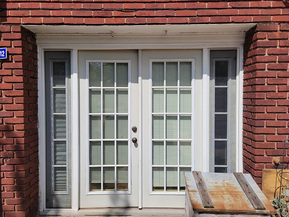 1st image of 1012 Stewart Ave