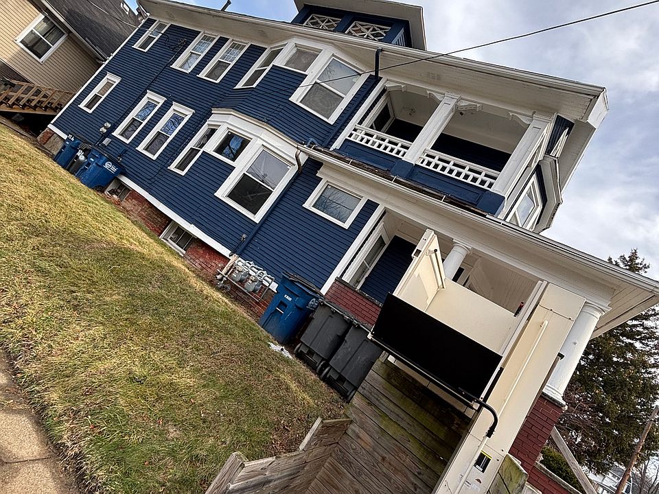 1st image of 726 Boalt St #1