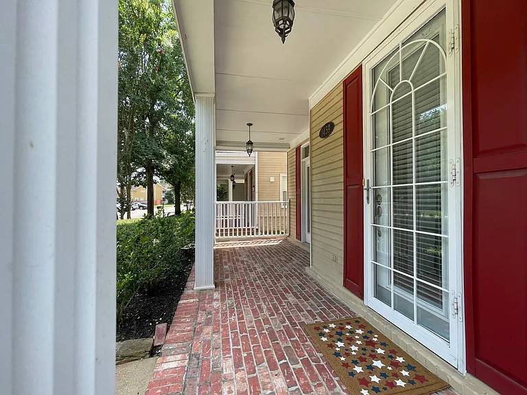 1459 Down River Dr — Photo 3