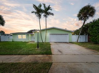915 Bluewater Dr, Indian Harbour Beach, FL 32937