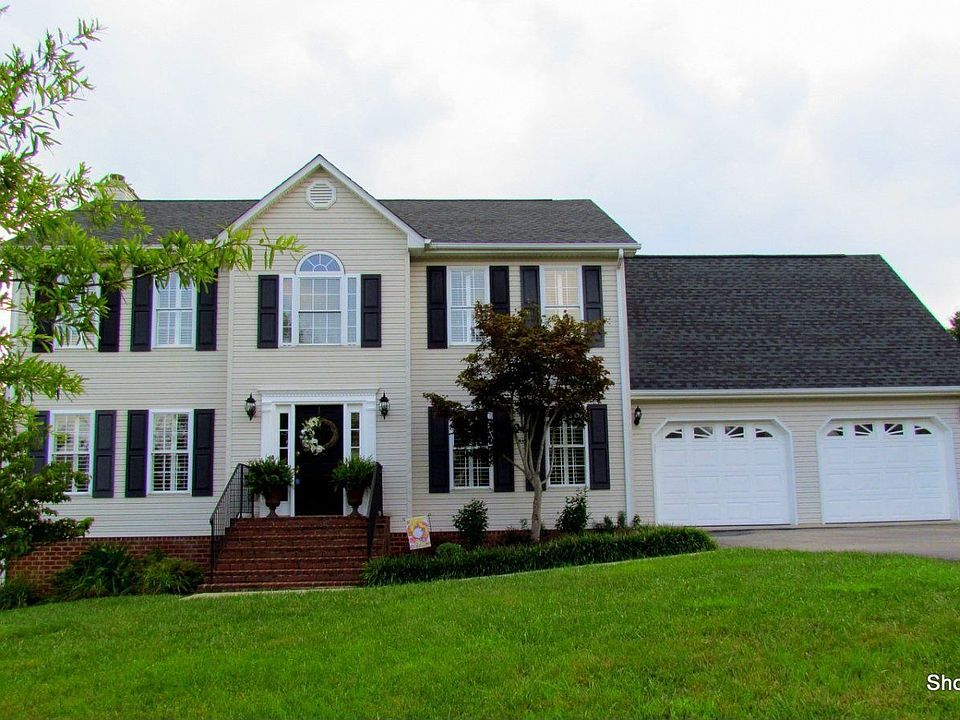 For Sale: 151 Wellington LN, Daleville, Virginia 24083