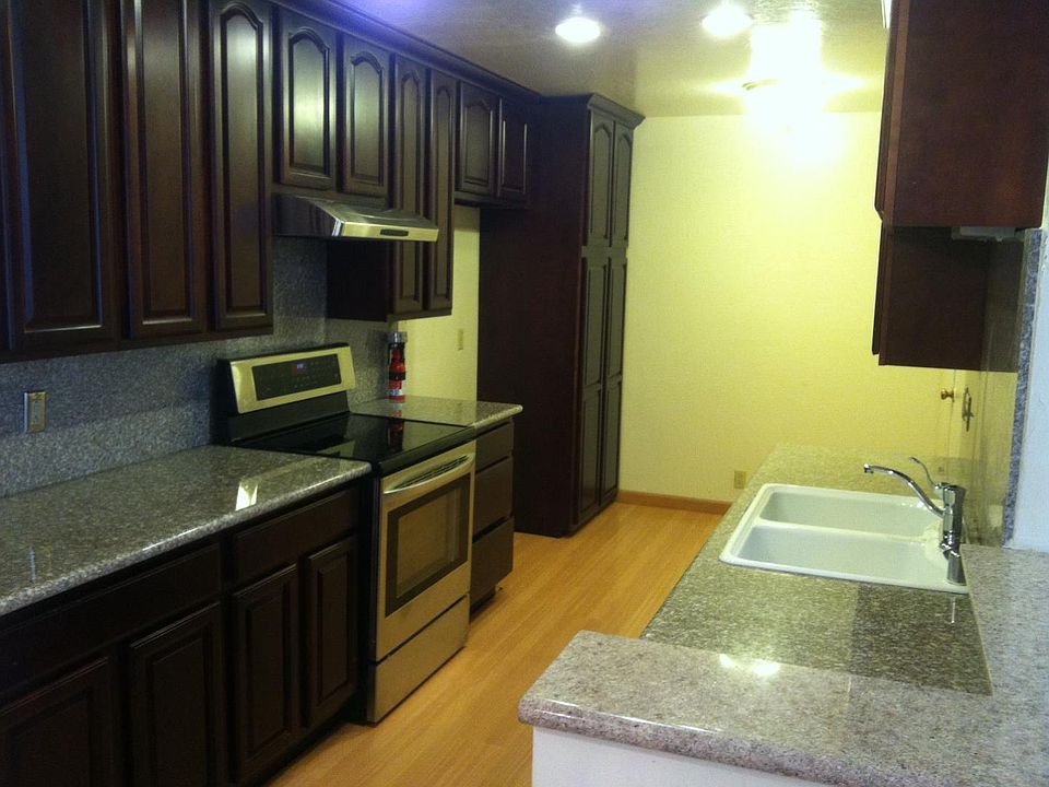 1st image of 303 Philip Dr APT 306