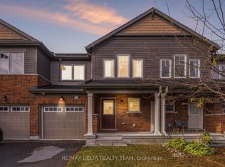132 Conifer Creek Cir, Ottawa, ON K2M 0M2