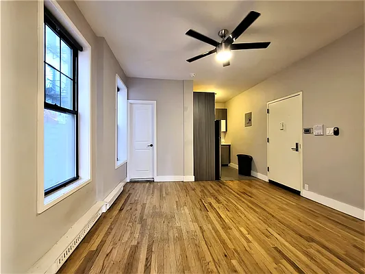 Rented by Oxford Property Group | media 3